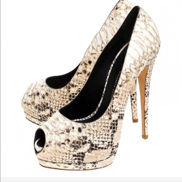 Giuseppe Zanotti Python-Embossed Platform Pump, Silver - Picture 1 of 7